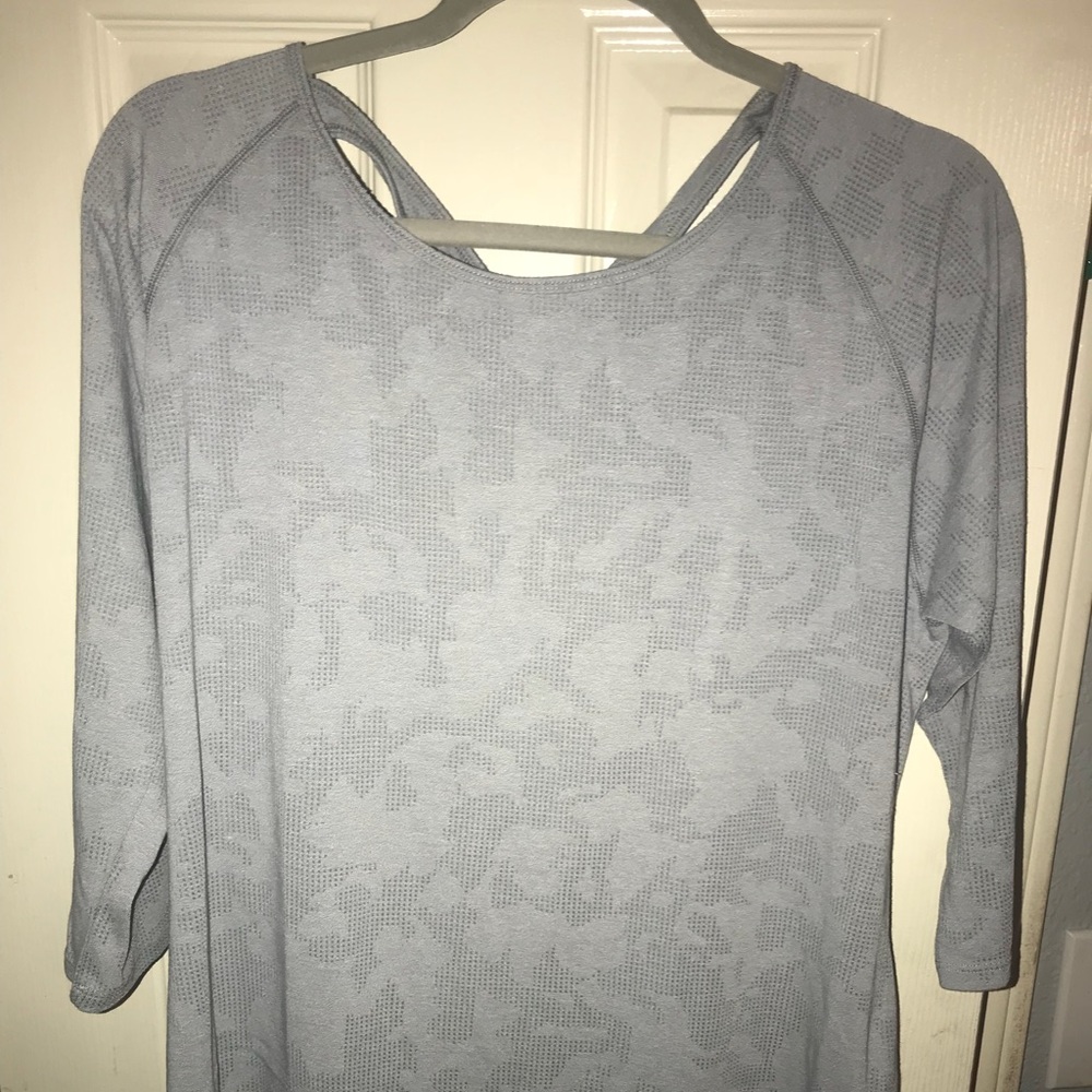 Under armor workout top